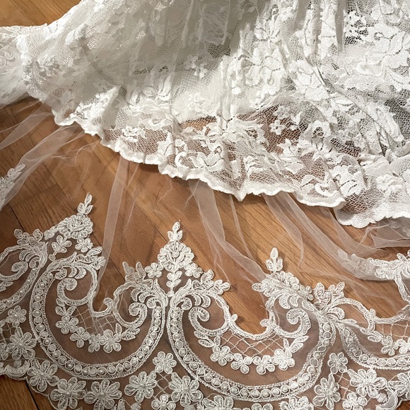 Olvis Olga Yermoloff Lace Mermaid Wedding Gown 4236 - Picture 6 of 16